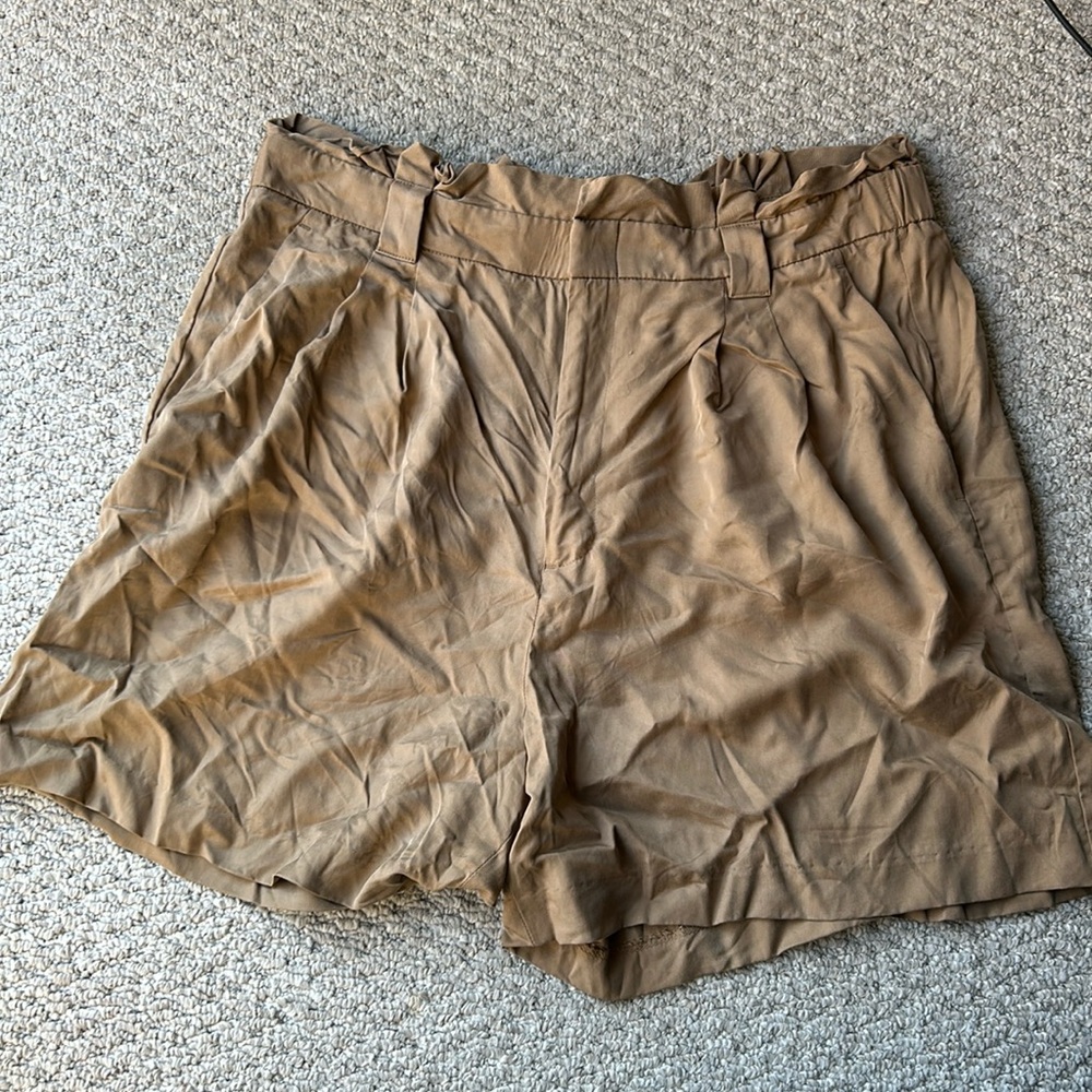 BANANA REPUBLIC | size 14 shorts